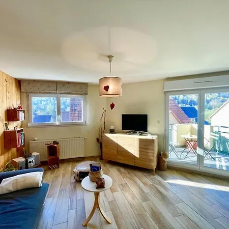 Au Nid De Cigogne Avec Garage A Apartment