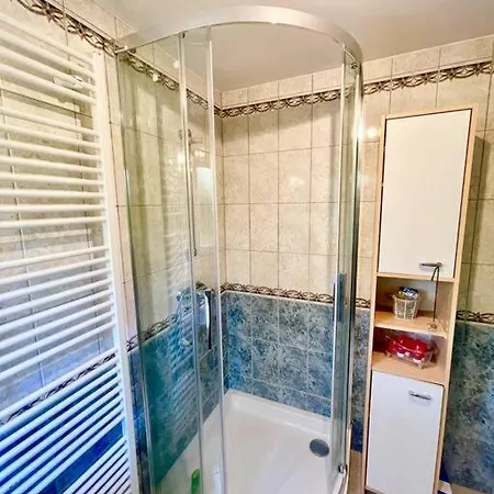 Au Nid De Cigogne Avec Garage A Apartment Kaysersberg-Vignoble